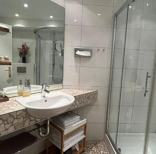 Victoria Ξενοδοχείο Ντίνσλακεν